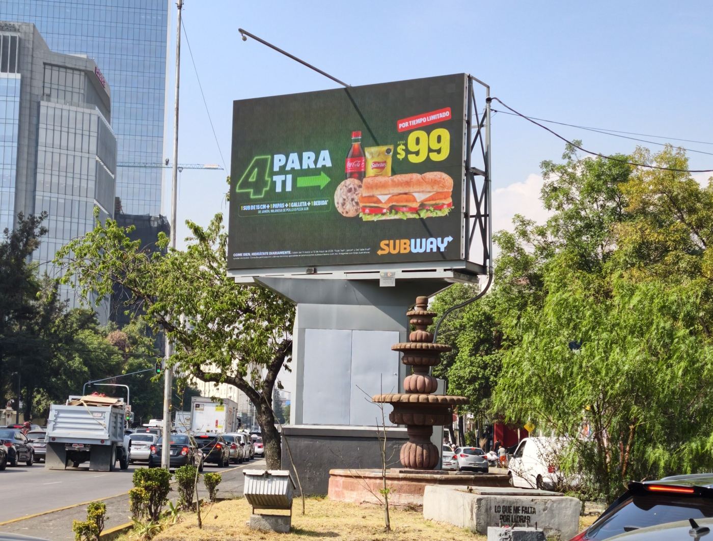 Digital billboard at Circuito Interior